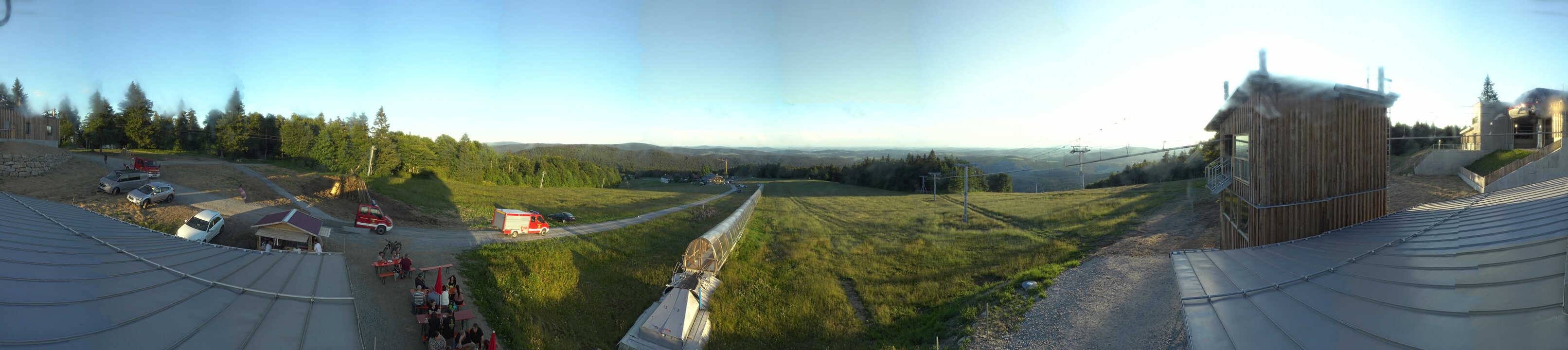 Archiv Foto Webcam Mitterdorf: Bergstation Almberglift