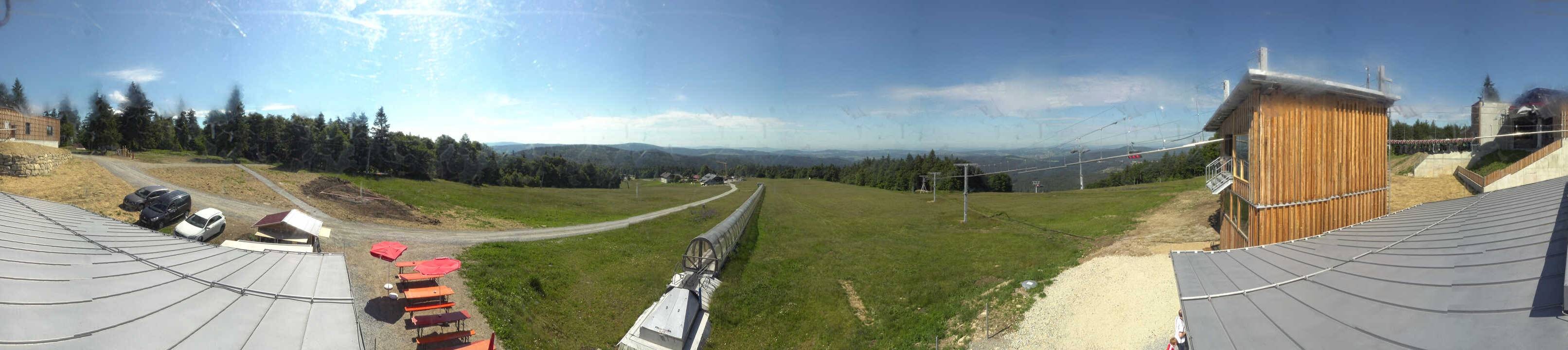 Archived image Webcam Mountain station Almberglift