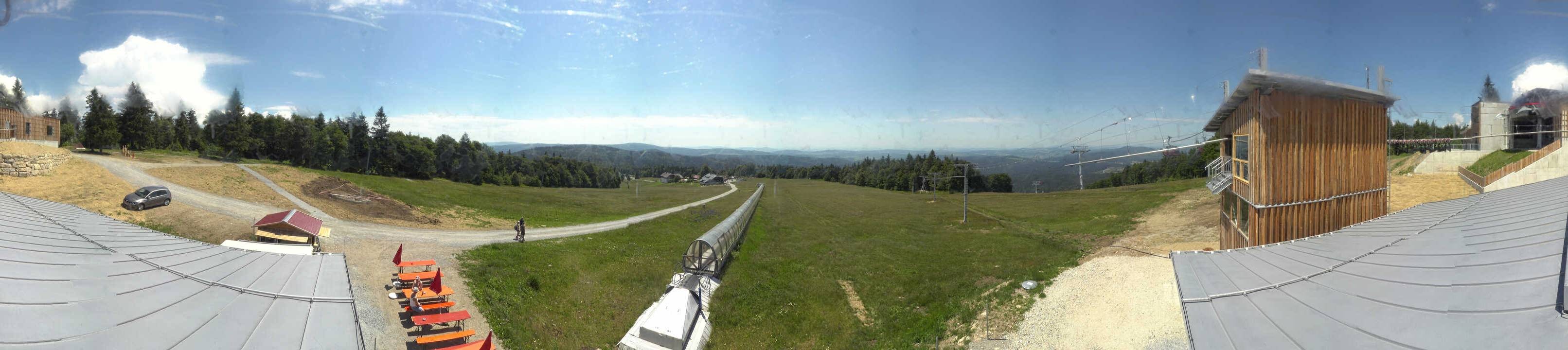 Archived image Webcam Mountain station Almberglift