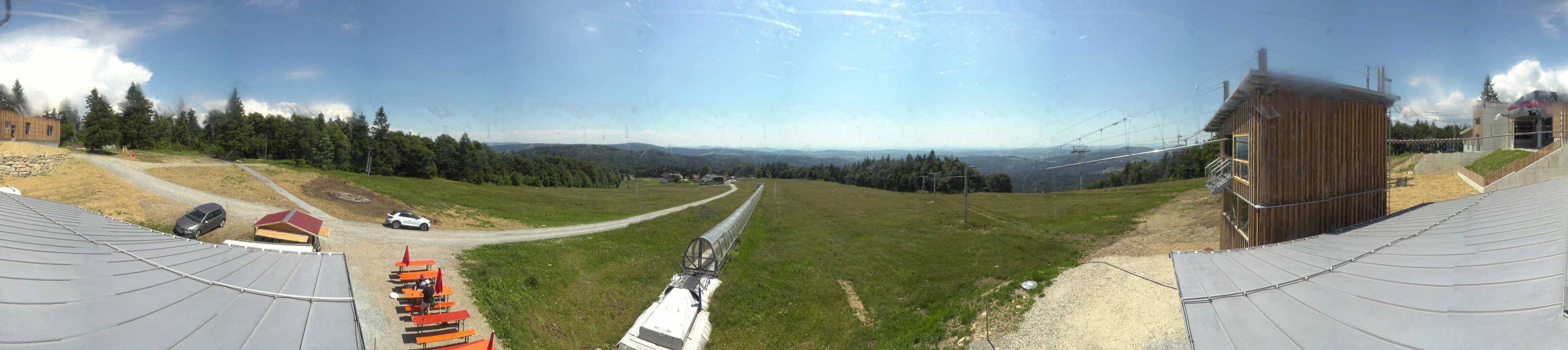 Archived image Webcam Mountain station Almberglift