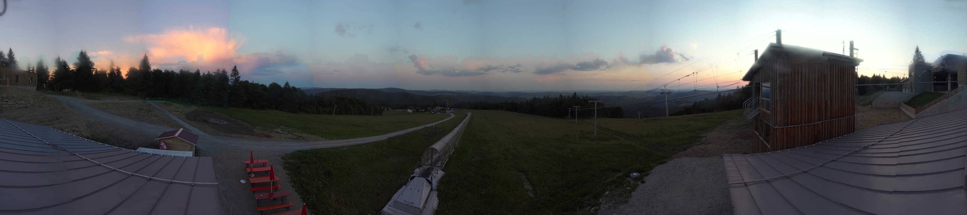 Archiv Foto Webcam Mitterdorf: Bergstation Almberglift