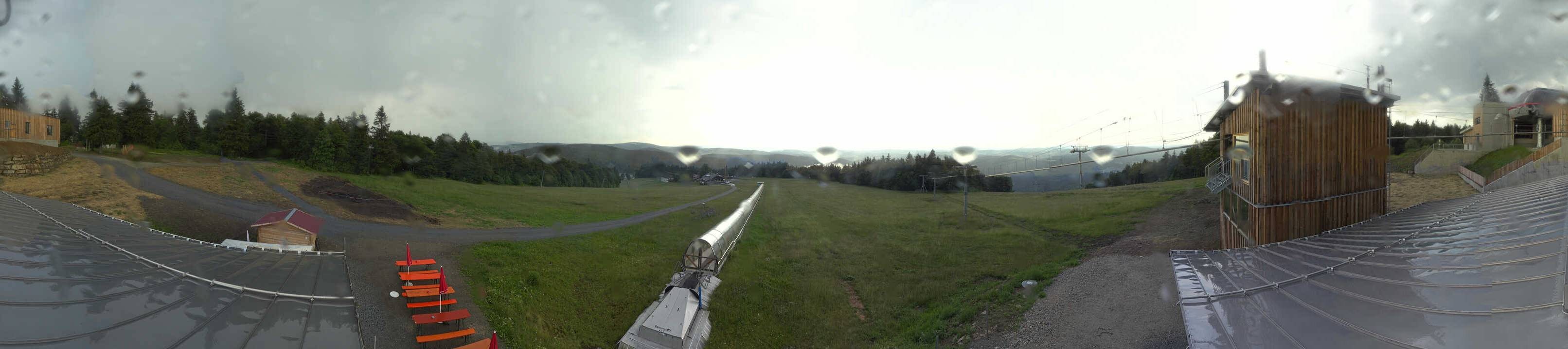 Archived image Webcam Mountain station Almberglift