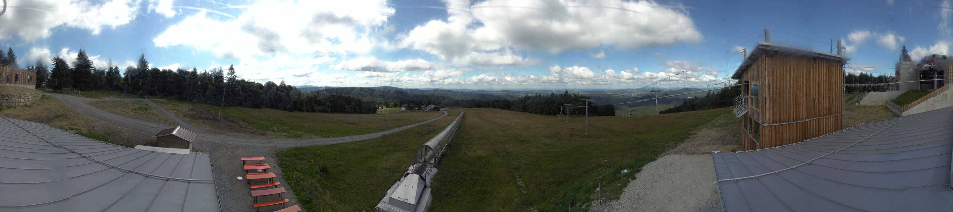 Archived image Webcam Mountain station Almberglift