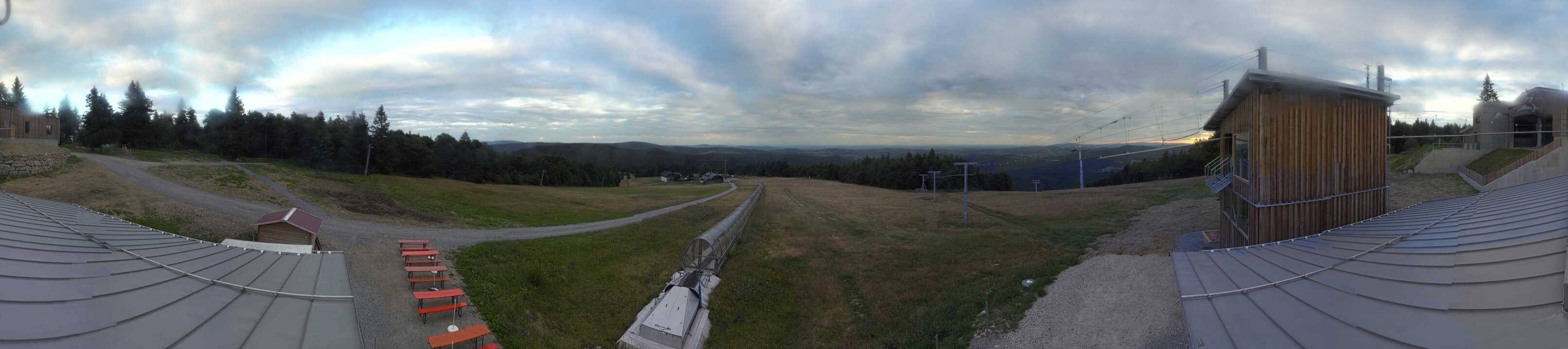 Archiv Foto Webcam Mitterdorf: Bergstation Almberglift