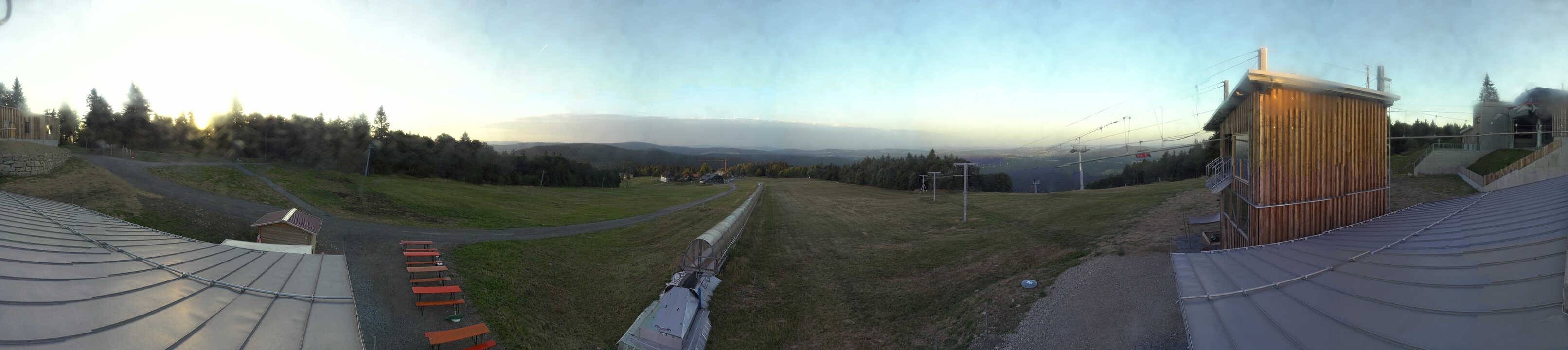 Archiv Foto Webcam Mitterdorf: Bergstation Almberglift
