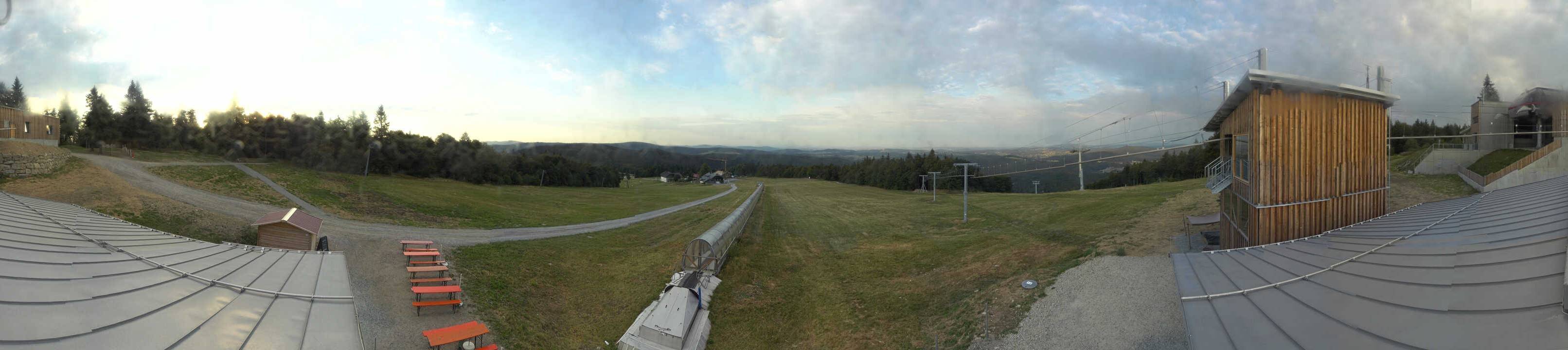 Archiv Foto Webcam Mitterdorf: Bergstation Almberglift