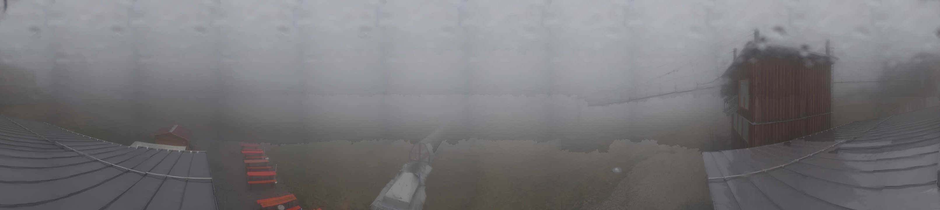 Archived image Webcam Mountain station Almberglift