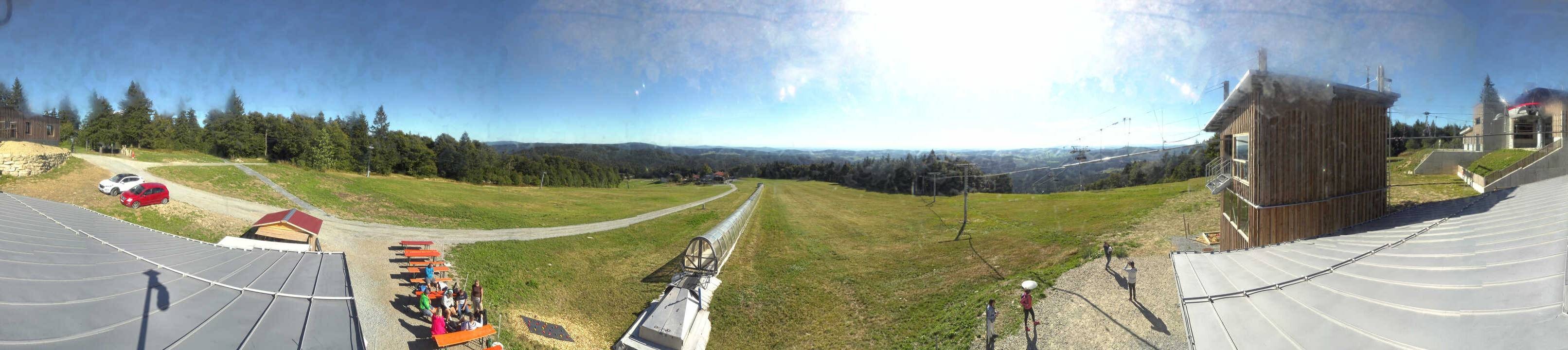Archived image Webcam Mountain station Almberglift