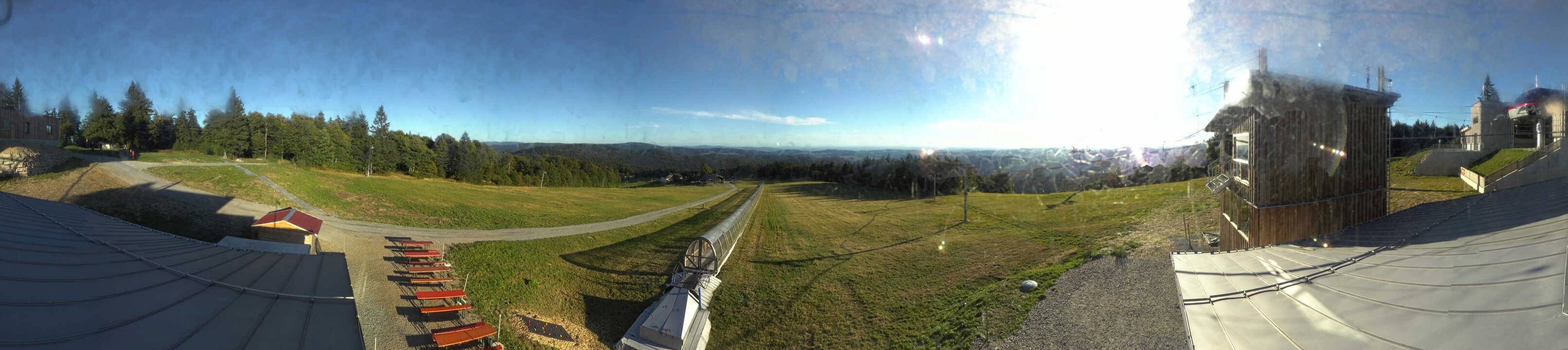 Archived image Webcam Mountain station Almberglift