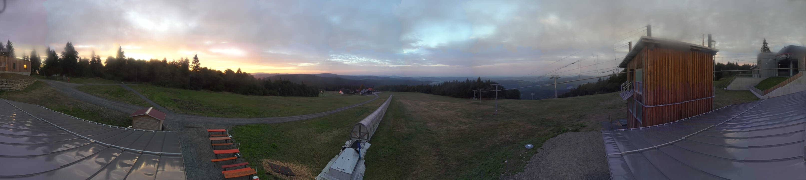 Archiv Foto Webcam Mitterdorf: Bergstation Almberglift
