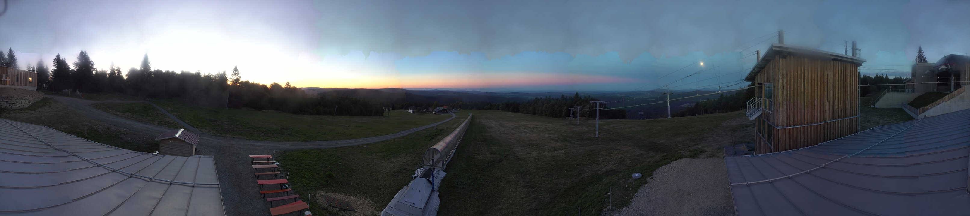 Archiv Foto Webcam Mitterdorf: Bergstation Almberglift