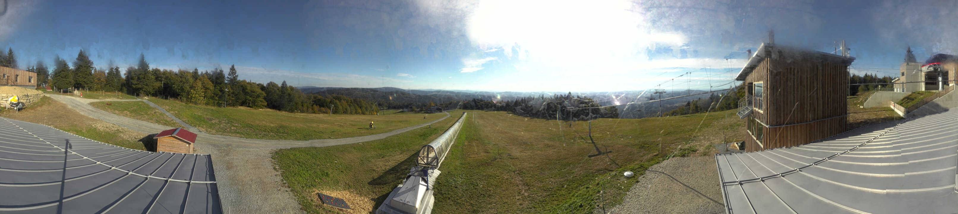 Archived image Webcam Mountain station Almberglift