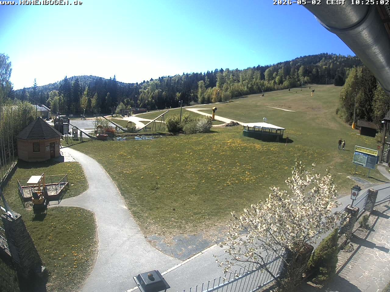 Archived image Webcam Hohenbogen mountain: base station