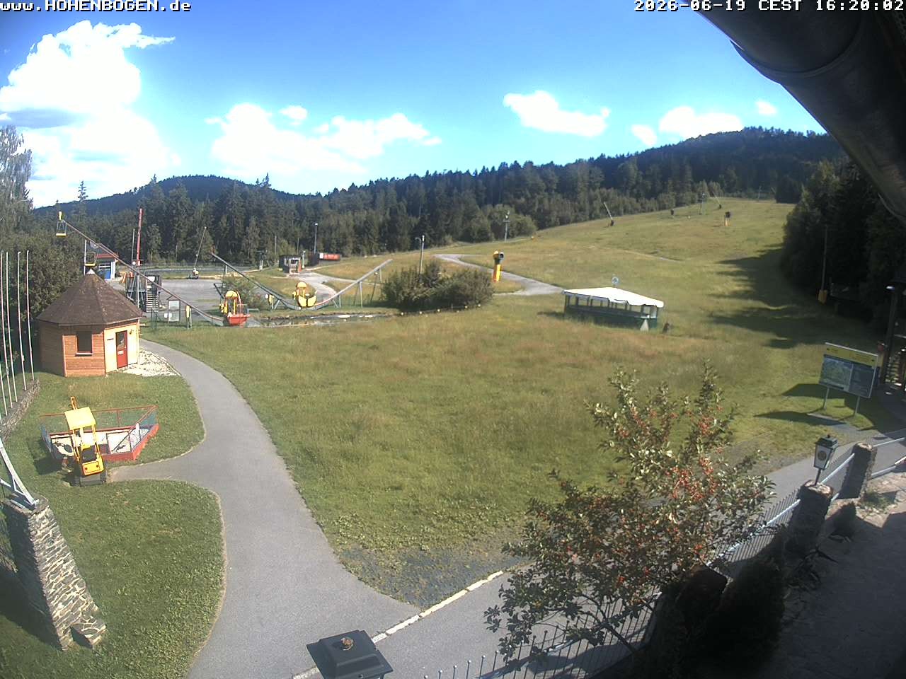 Archived image Webcam Hohenbogen mountain: base station