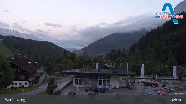 Archived image Webcam Werfenweng - Base Station