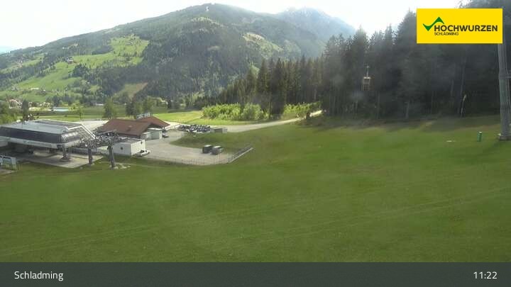 Archived image Webcam Base of Gipfelbahn Hochwurzen