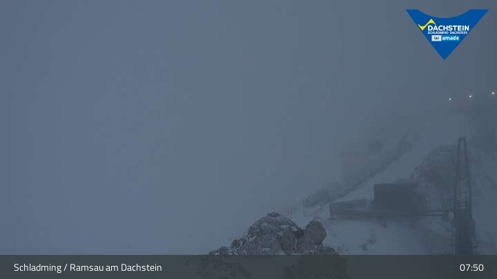 Archiv Foto Dachstein Gletscher: Webcam Bergstation Hunerkogel (2700 m)