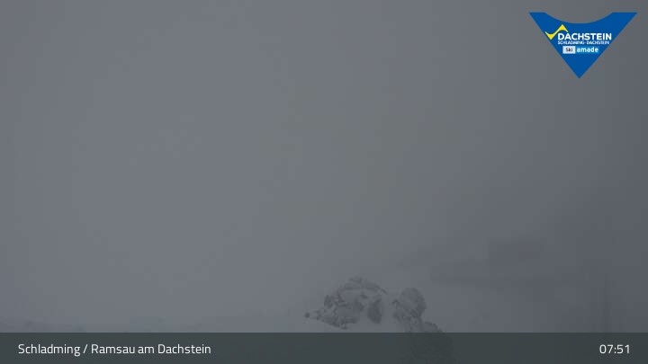 Archiv Foto Dachstein Gletscher: Webcam Bergstation Hunerkogel (2700 m)
