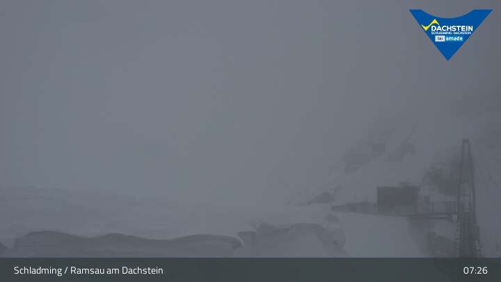 Archiv Foto Dachstein Gletscher: Webcam Bergstation Hunerkogel (2700 m)