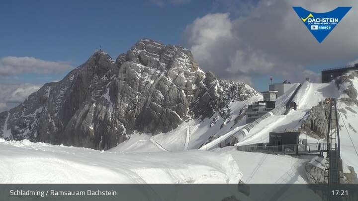 Archiv Foto Dachstein Gletscher: Webcam Bergstation Hunerkogel (2700 m)