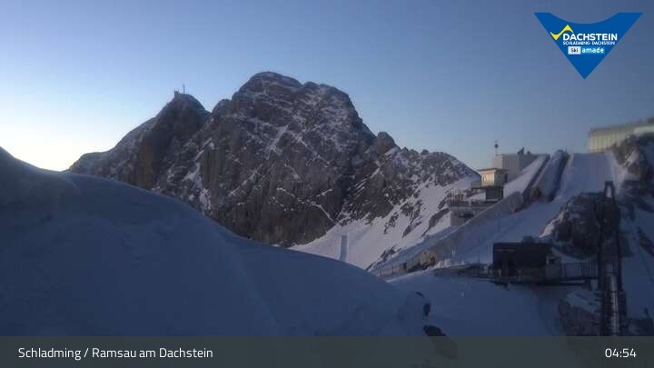 Archiv Foto Dachstein Gletscher: Webcam Bergstation Hunerkogel (2700 m)