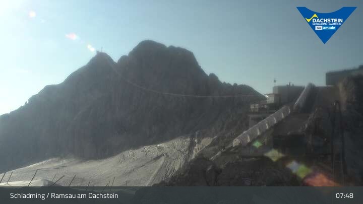Archiv Foto Dachstein Gletscher: Webcam Bergstation Hunerkogel (2700 m)