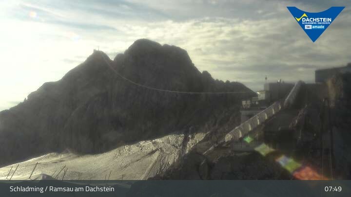 Archiv Foto Dachstein Gletscher: Webcam Bergstation Hunerkogel (2700 m)