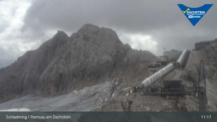 Archiv Foto Dachstein Gletscher: Webcam Bergstation Hunerkogel (2700 m)