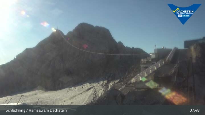 Archiv Foto Dachstein Gletscher: Webcam Bergstation Hunerkogel (2700 m)