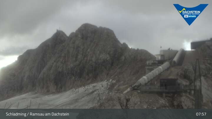 Archiv Foto Dachstein Gletscher: Webcam Bergstation Hunerkogel (2700 m)
