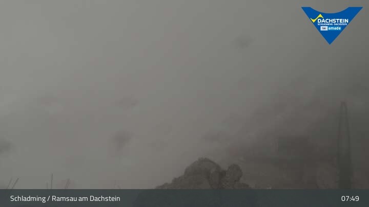 Archiv Foto Dachstein Gletscher: Webcam Bergstation Hunerkogel (2700 m)