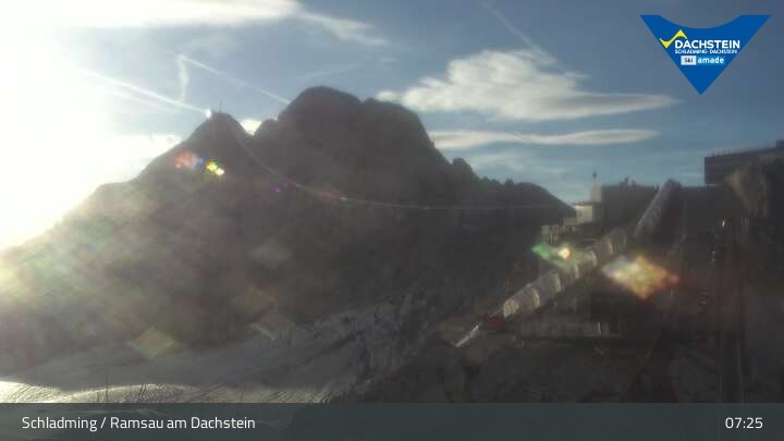 Archiv Foto Dachstein Gletscher: Webcam Bergstation Hunerkogel (2700 m)