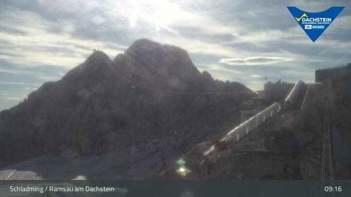 Archiv Foto Dachstein Gletscher: Webcam Bergstation Hunerkogel (2700 m)