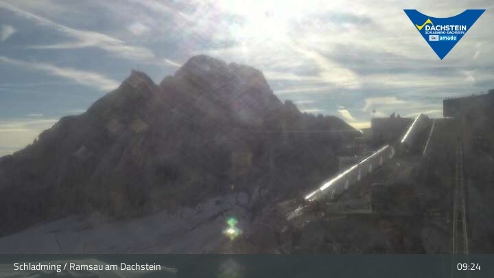 Archiv Foto Dachstein Gletscher: Webcam Bergstation Hunerkogel (2700 m)