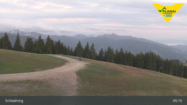 Archived image Webcam Schladming - Planai Bergstation