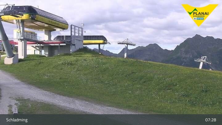 Archived image Webcam Schladming - Planai Bergstation