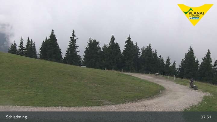 Archived image Webcam Schladming - Planai Bergstation