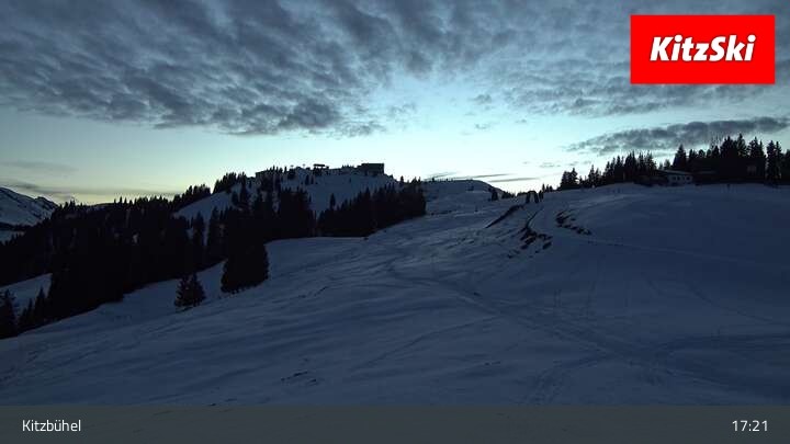 Archived image Webcam Kitzbühel: View Top Station Hahnenkamm