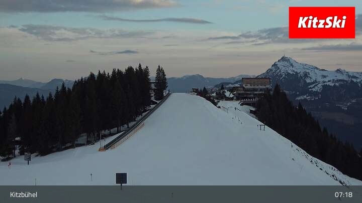 Archiv Foto Webcam Bergstation Hahnenkamm