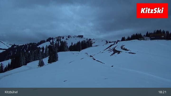 Archived image Webcam Kitzbühel: View Top Station Hahnenkamm