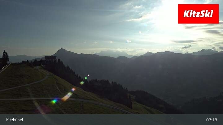 Archived image Webcam Kitzbühel: View Top Station Hahnenkamm
