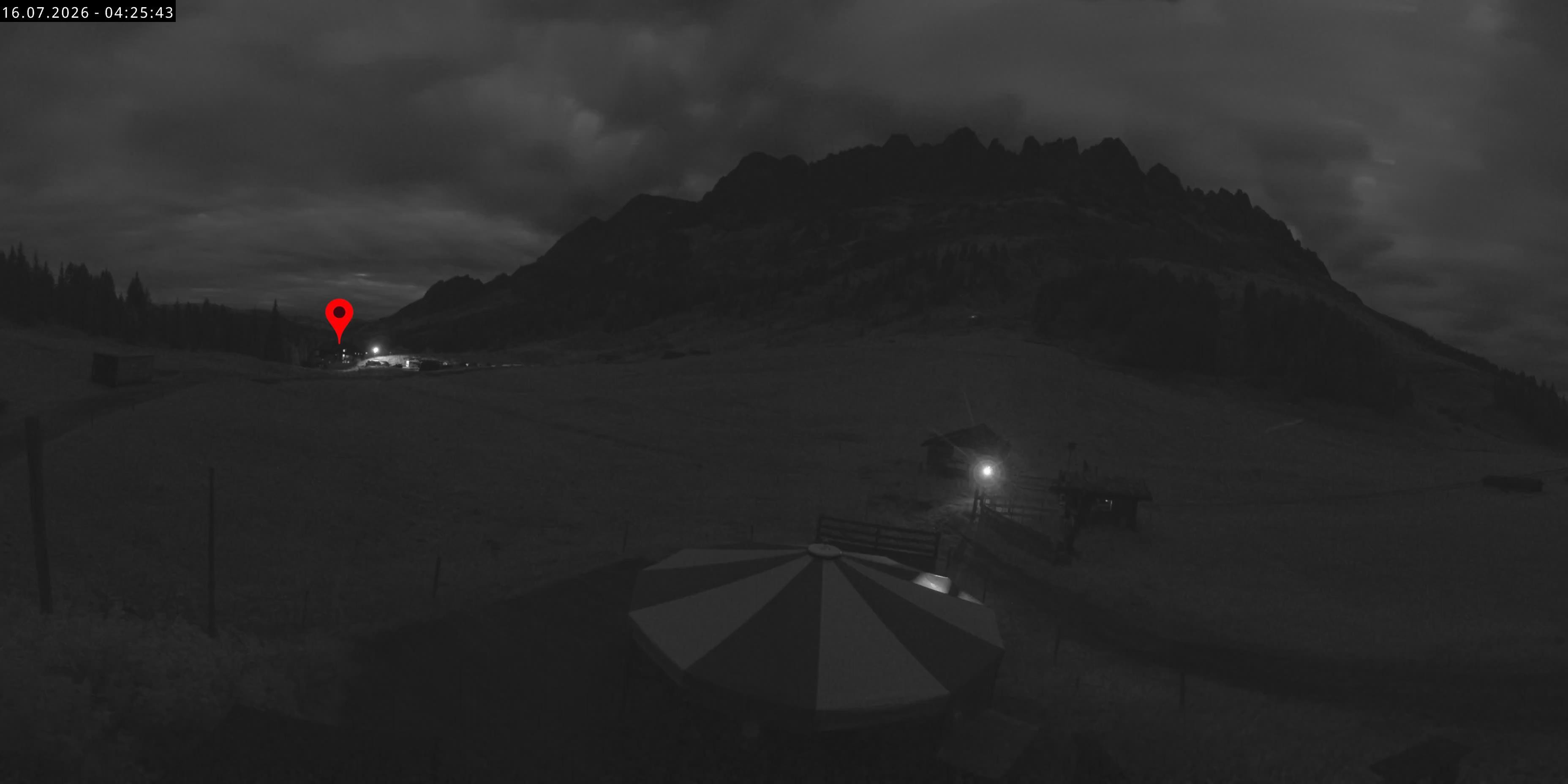Archived image Webcam Mountain inn Arthurhaus at Hochkönig