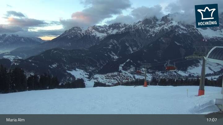 Archiv Foto Webcam Hochmaisalm Bergstation