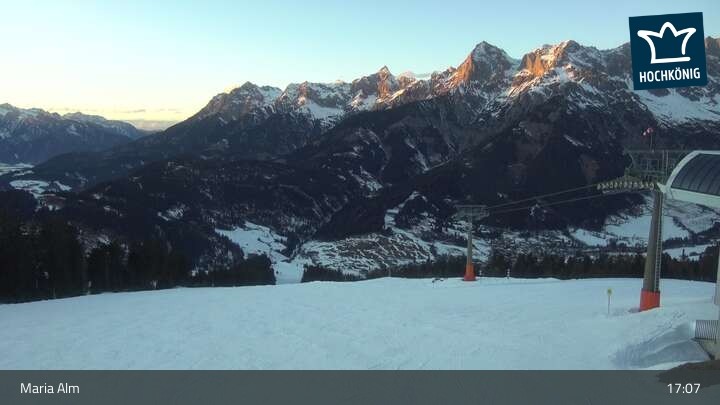 Archiv Foto Webcam Hochmaisalm Bergstation