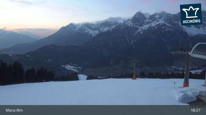 Archiv Foto Webcam Hochmaisalm Bergstation