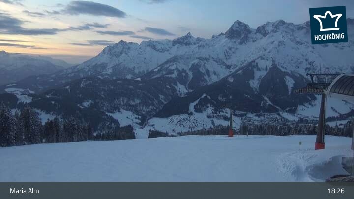 Archiv Foto Webcam Hochmaisalm Bergstation