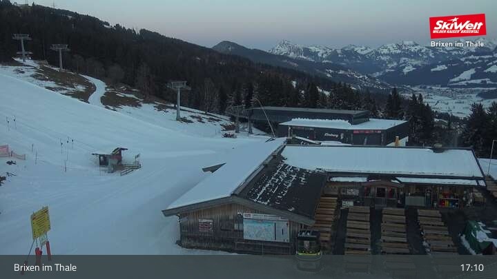 Archiv Foto Webcam Bergstation Gondelbahn, Brixen im Thale