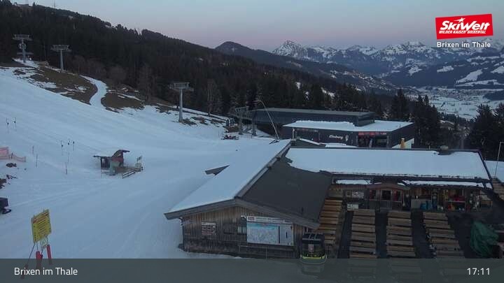 Archiv Foto Webcam Bergstation Gondelbahn, Brixen im Thale