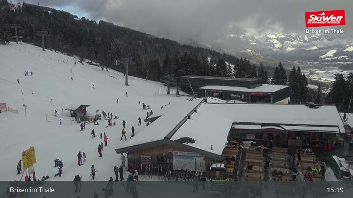 Archiv Foto Webcam Bergstation Gondelbahn, Brixen im Thale