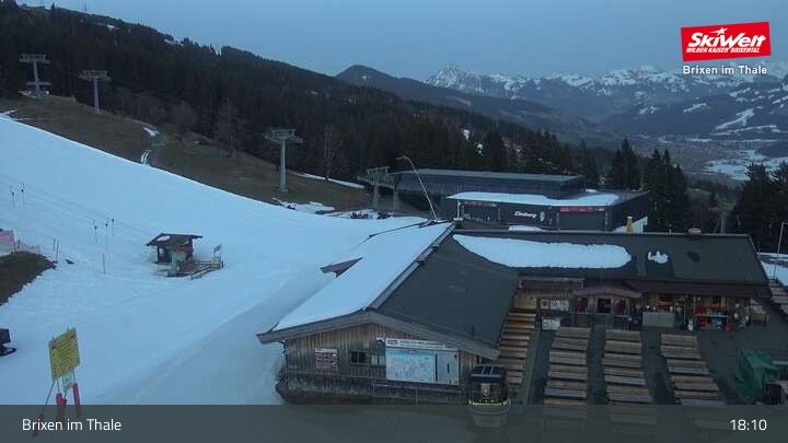 Archiv Foto Webcam Bergstation Gondelbahn, Brixen im Thale